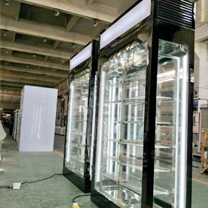 , a refrigerated display showcase meat cooler features of the product